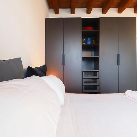 Primopiano - Zumbini Apartment Милано Екстериор снимка