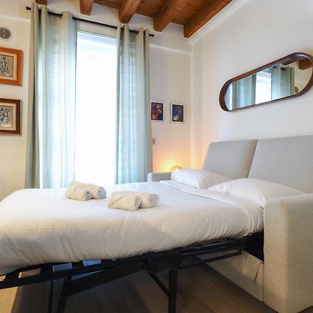Primopiano - Zumbini Apartment Милано Екстериор снимка
