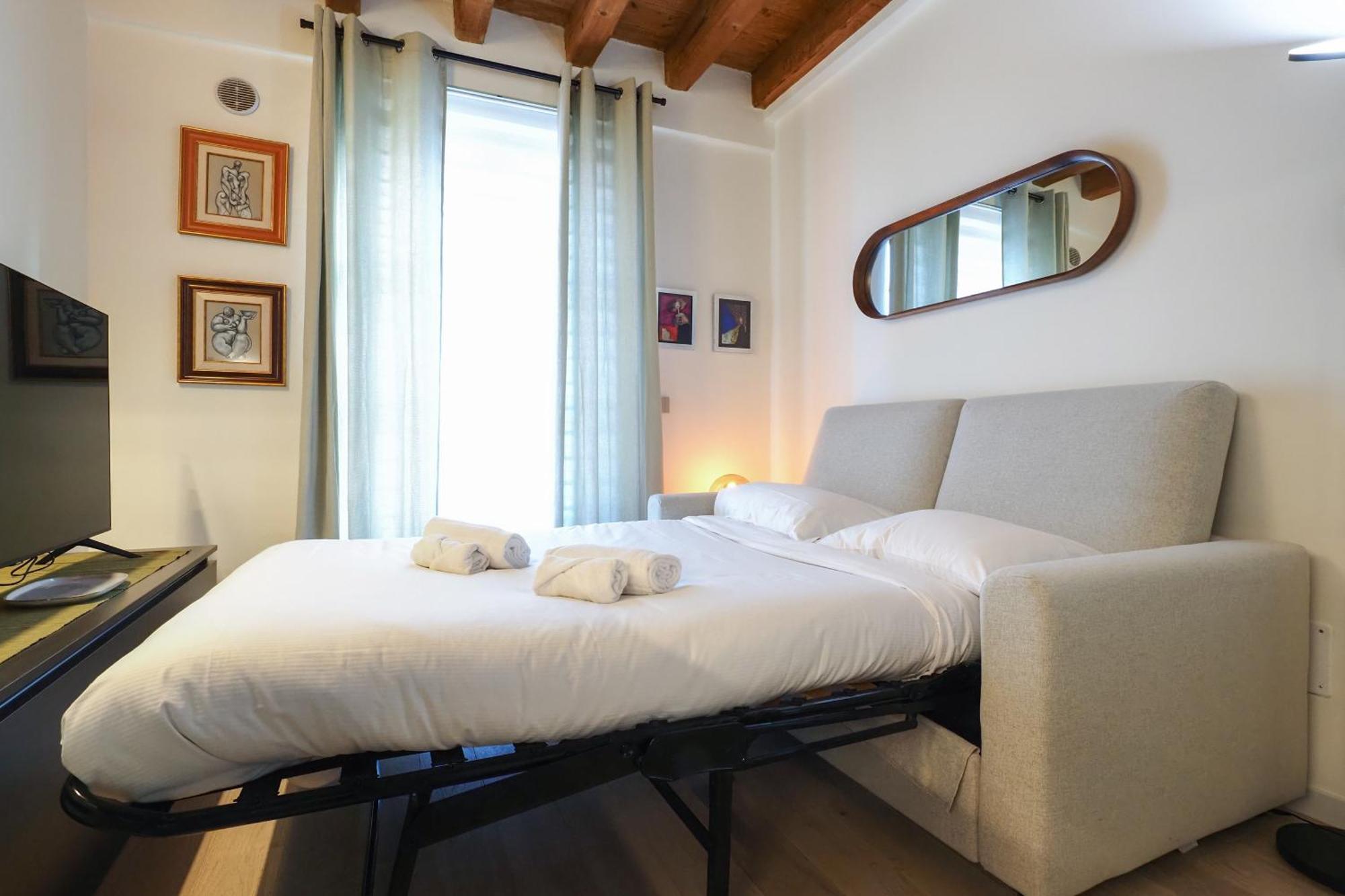 Primopiano - Zumbini Apartment Милано Екстериор снимка