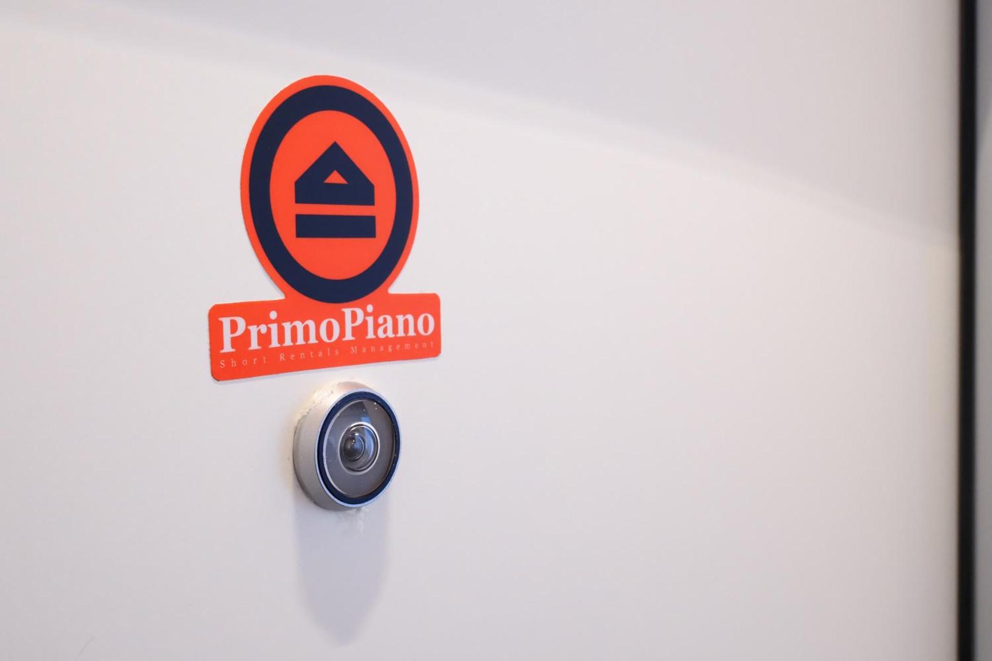 Primopiano - Zumbini Apartment Милано Екстериор снимка