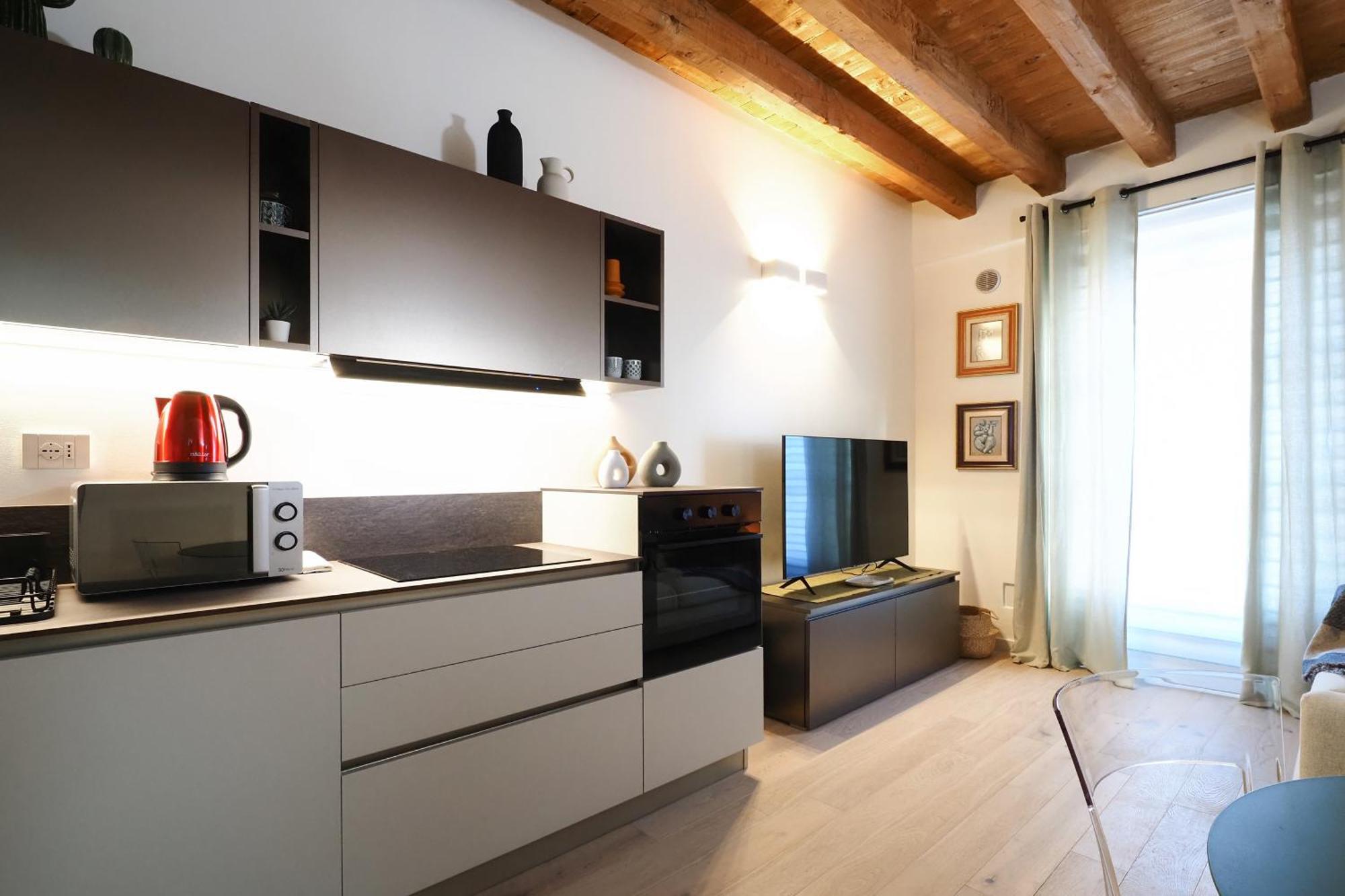 Primopiano - Zumbini Apartment Милано Екстериор снимка