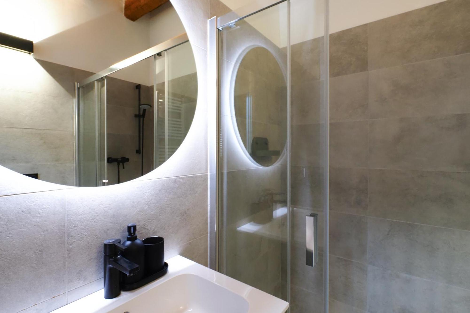 Primopiano - Zumbini Apartment Милано Екстериор снимка