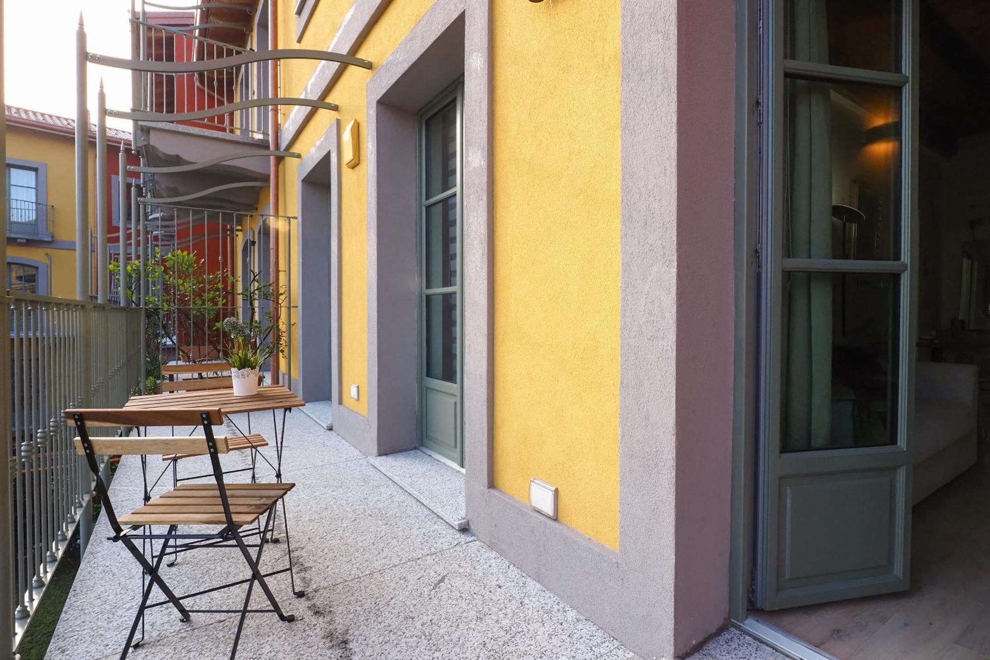 Primopiano - Zumbini Apartment Милано Екстериор снимка