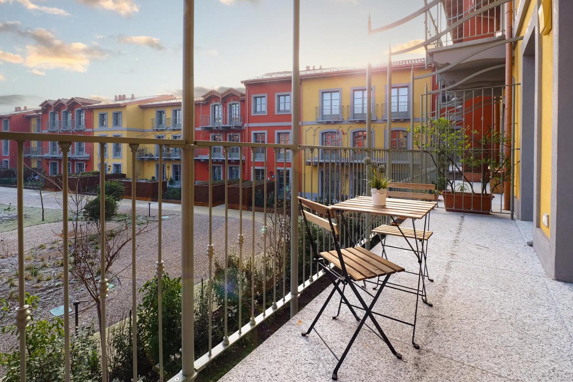 Primopiano - Zumbini Apartment Милано Екстериор снимка